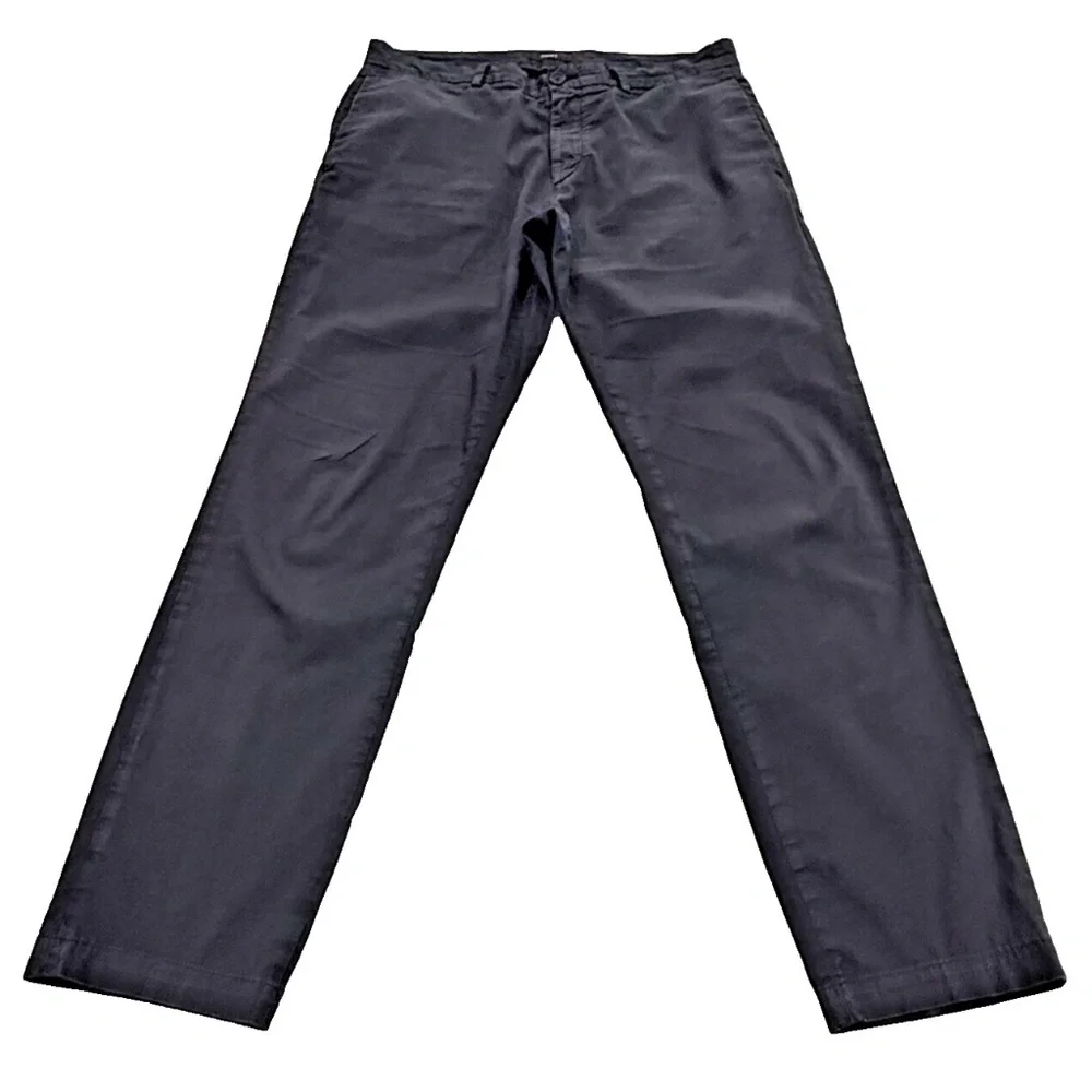Theory Men's Chino Flat Front Pants; Navy Blue; Size 33 x 30